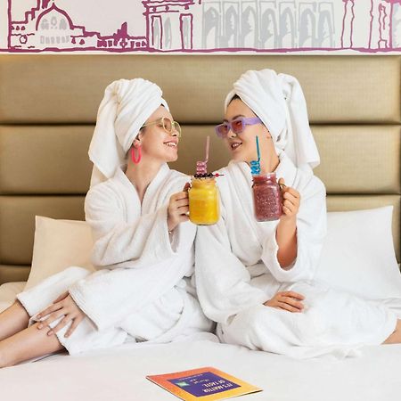 Ibis Styles Sharjah Hotel Eksteriør billede