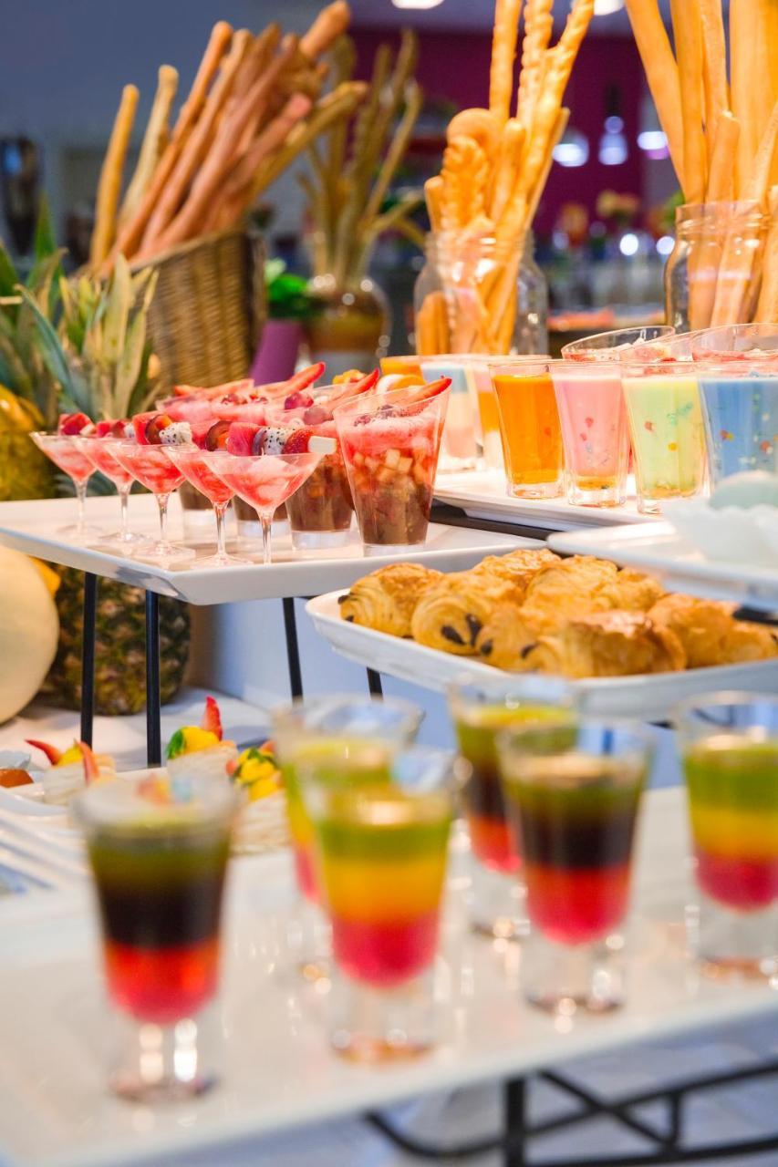Ibis Styles Sharjah Hotel Eksteriør billede